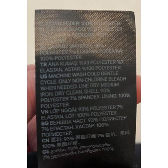 H&M Black & White A-Line Dress Short Sleeves V-Neck Size 6 - Picture 7 of 12